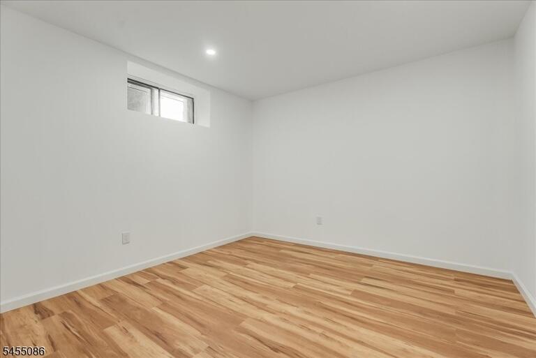 Property listing MLS 4049794 photo 13