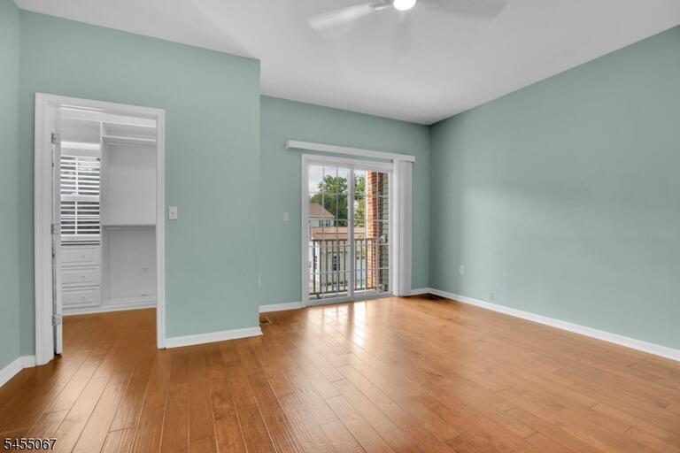 Property listing MLS 4049802 photo 12