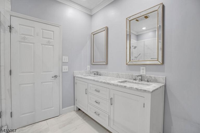 Property listing MLS 4049802 photo 14