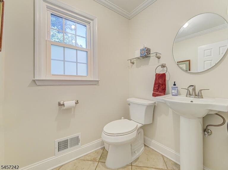 Property listing MLS 4049824 photo 13