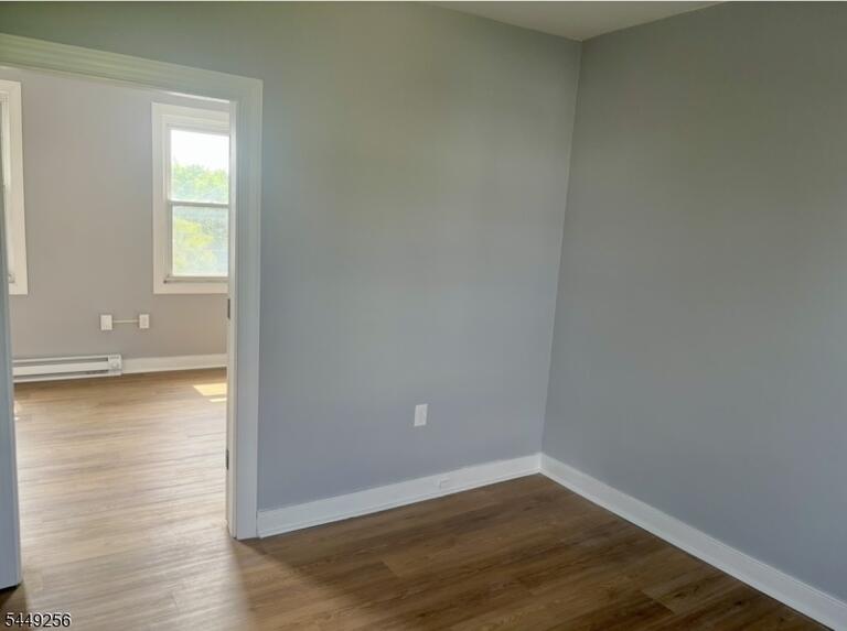 Property listing MLS 4049832 photo 9