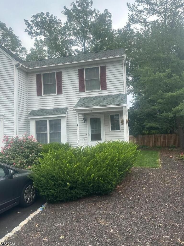 Property listing MLS 4049859 photo 2
