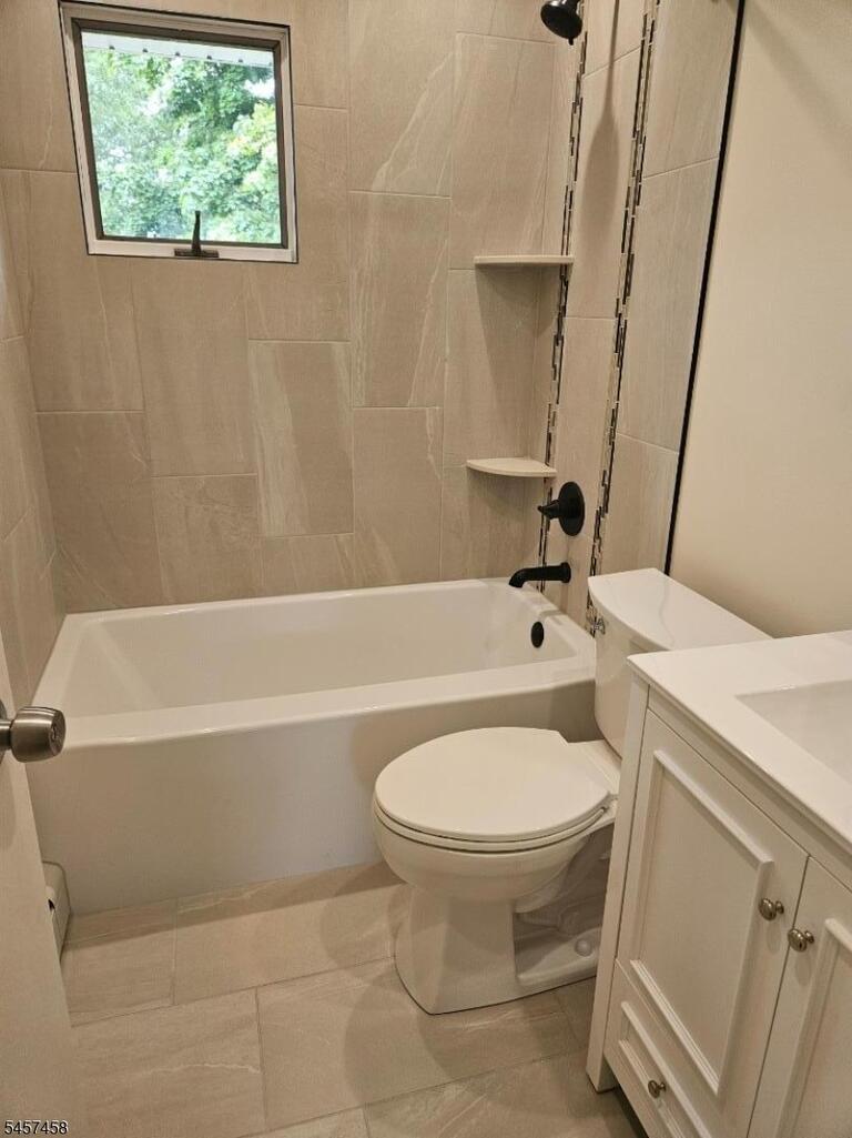 Property listing MLS 4049866 photo 12
