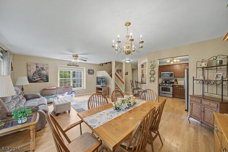 Property listing MLS 4049870 photo 14