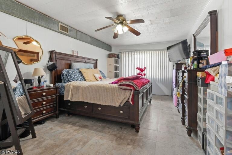 Property listing MLS 4049884 photo 18