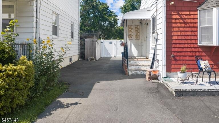 Property listing MLS 4049884 photo 34