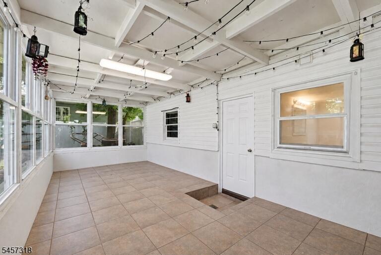 Property listing MLS 4049894 photo 27
