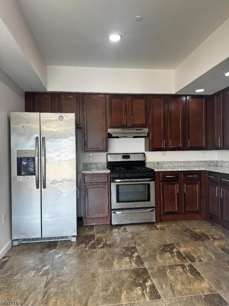 Property listing MLS 4049904 photo 6