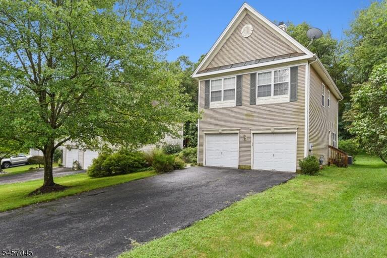 Property listing MLS 4049909 photo 1
