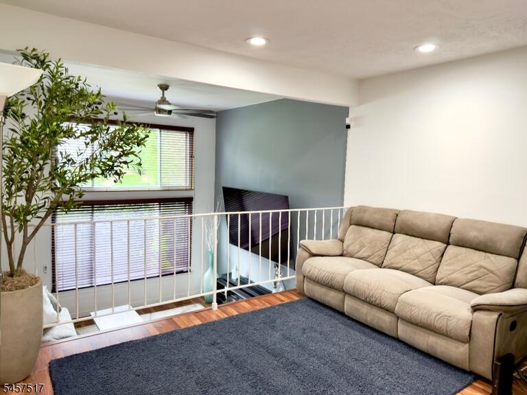 Property listing MLS 4049912 photo 10