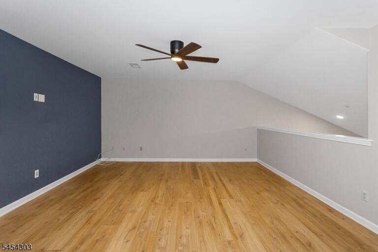 Property listing MLS 4049944 photo 26