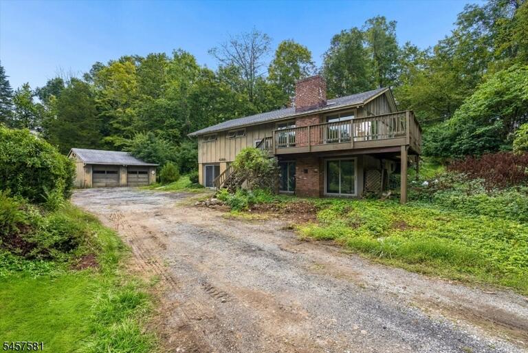 Property listing MLS 4049964 photo 1