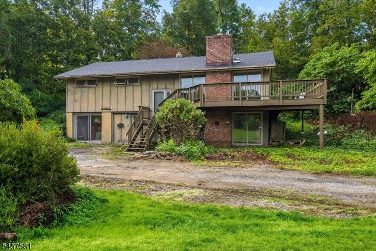 Property listing MLS 4049964 photo 2