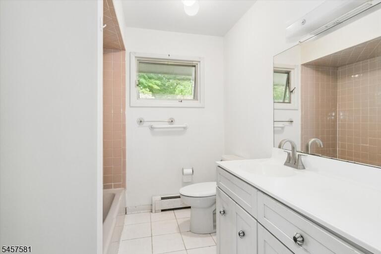 Property listing MLS 4049964 photo 21
