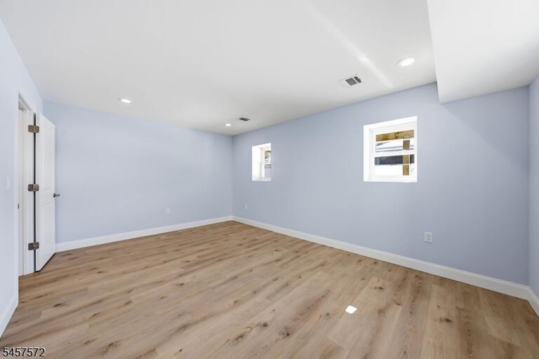Property listing MLS 4049975 photo 12