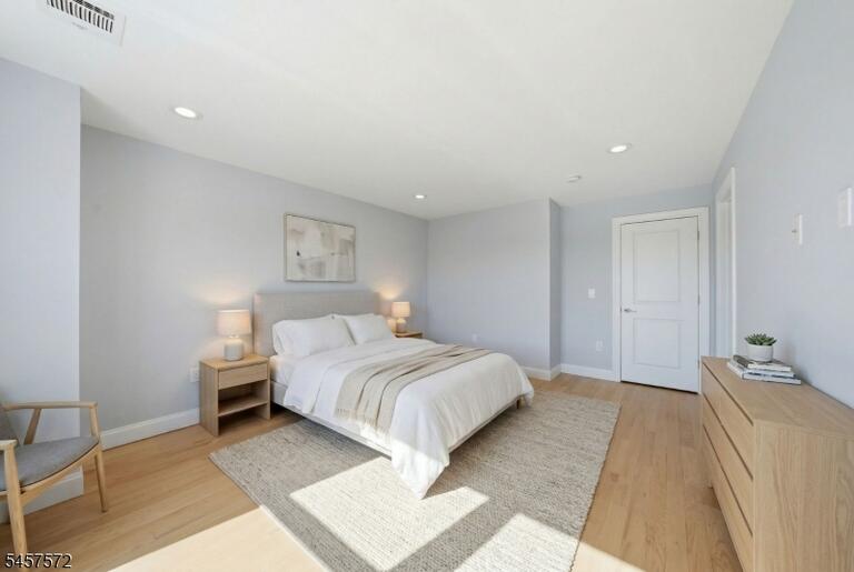 Property listing MLS 4049975 photo 6