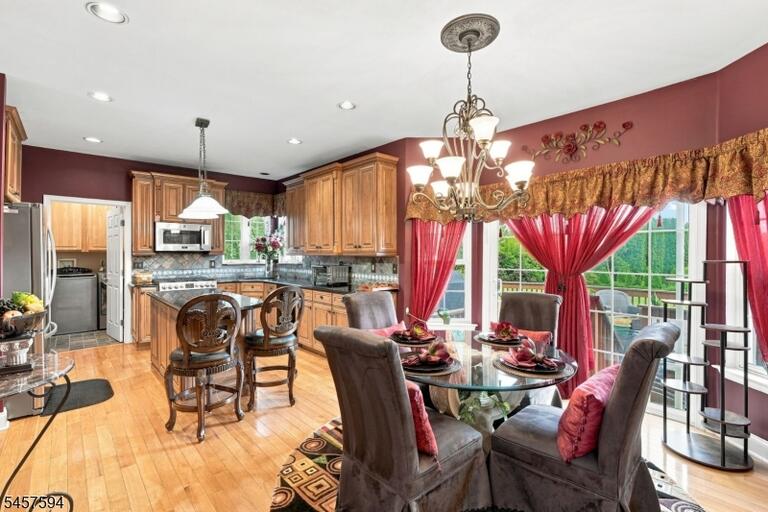 Property listing MLS 4049981 photo 24