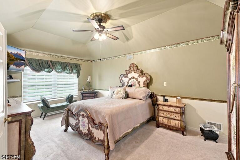 Property listing MLS 4049981 photo 34