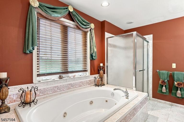 Property listing MLS 4049981 photo 38