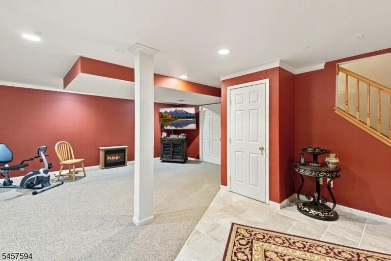 Property listing MLS 4049981 photo 43