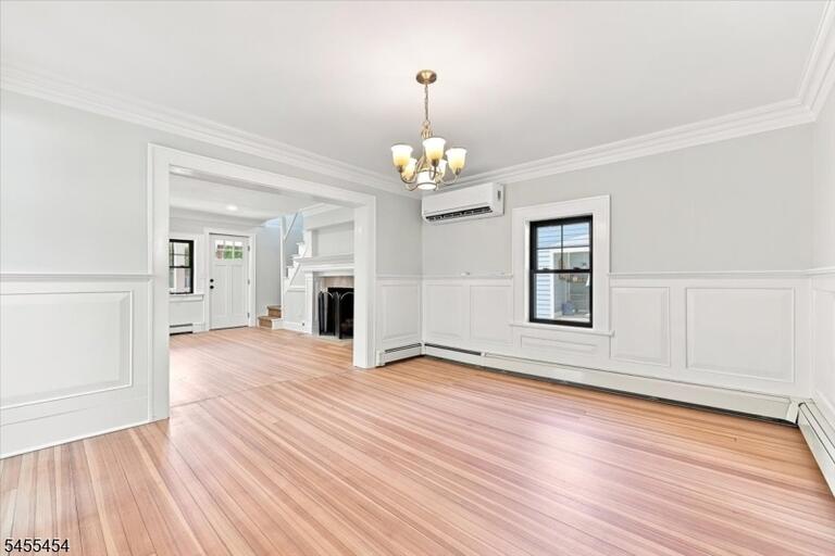 Property listing MLS 4049984 photo 15