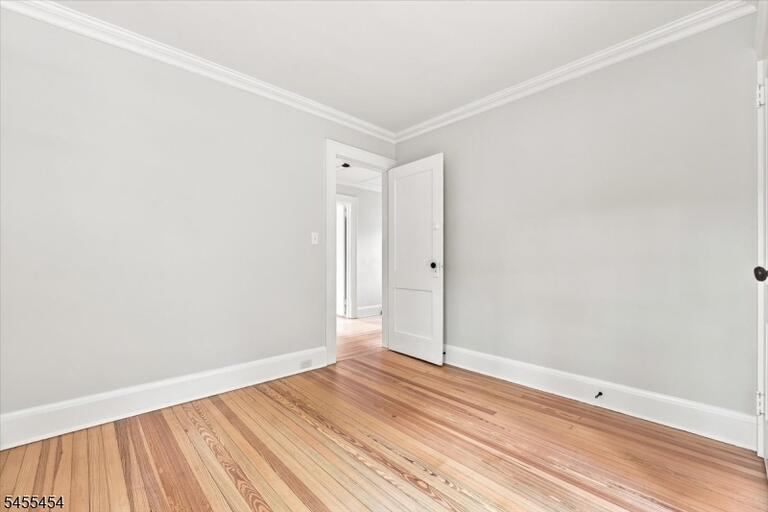Property listing MLS 4049984 photo 25