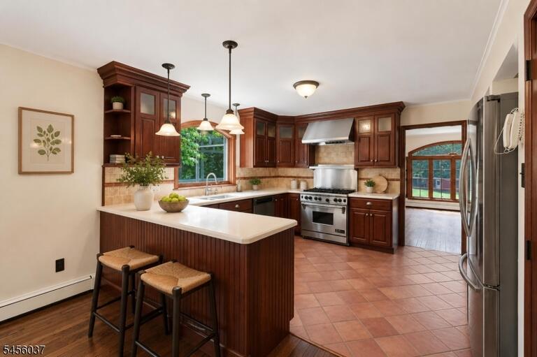 Property listing MLS 4050029 photo 11
