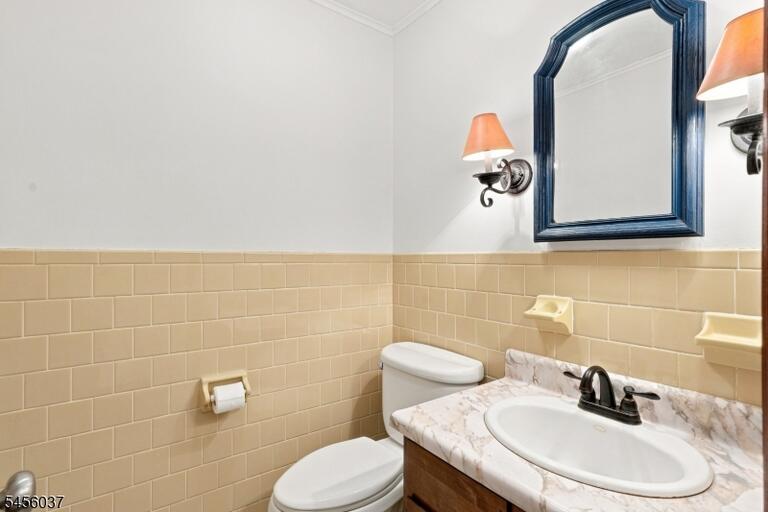 Property listing MLS 4050029 photo 22