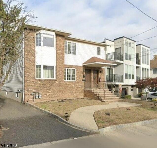 Property listing MLS 4050036 photo 1
