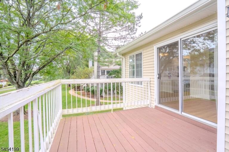 Property listing MLS 4050047 photo 11