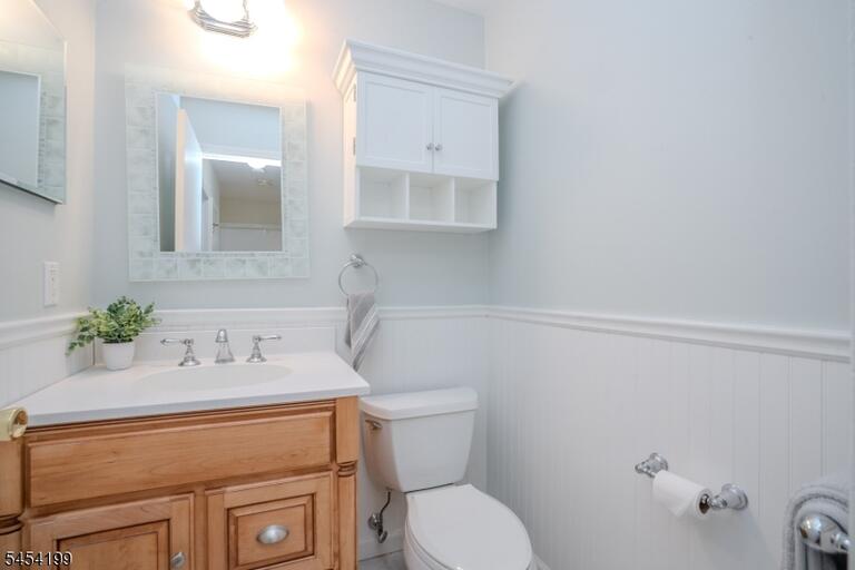Property listing MLS 4050047 photo 24