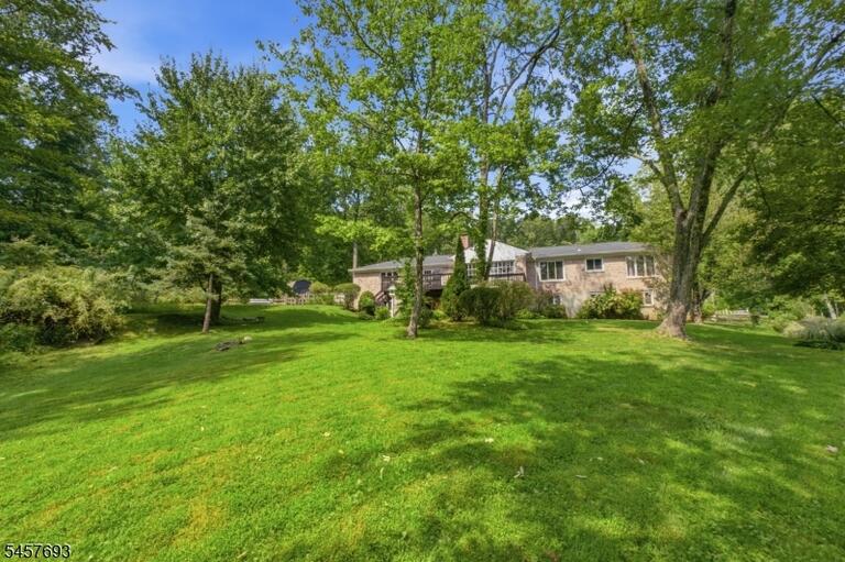 Property listing MLS 4050055 photo 42