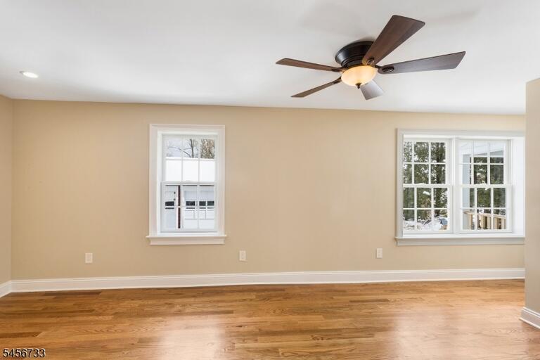Property listing MLS 4050059 photo 16