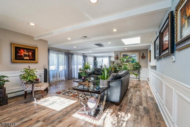 Property listing MLS 4050060 photo 12