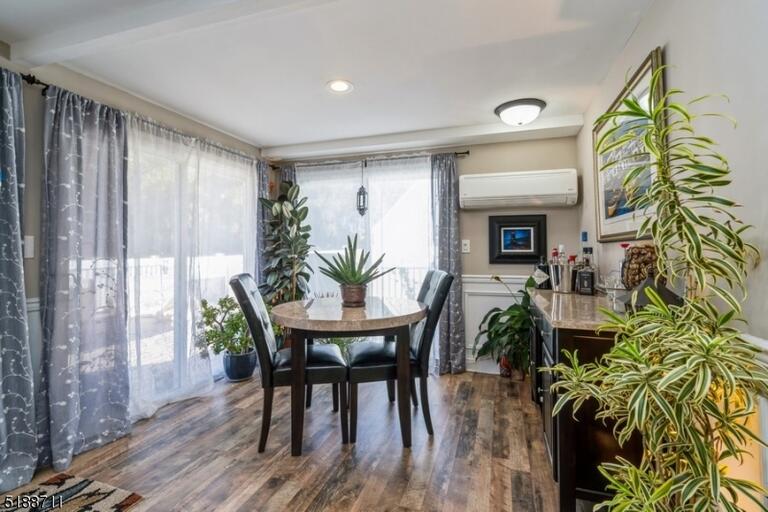 Property listing MLS 4050060 photo 14
