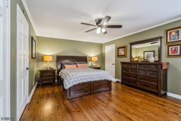 Property listing MLS 4050060 photo 17