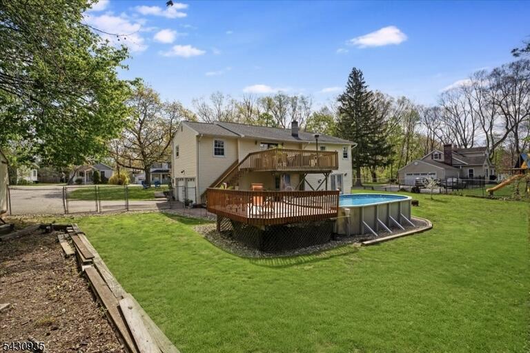 Property listing MLS 4050063 photo 24