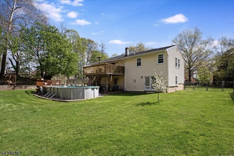 Property listing MLS 4050063 photo 25