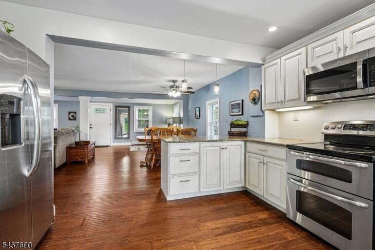 Property listing MLS 4050067 photo 16