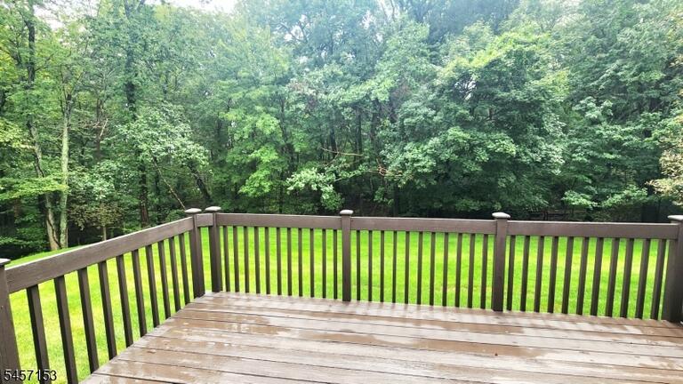 Property listing MLS 4050073 photo 22