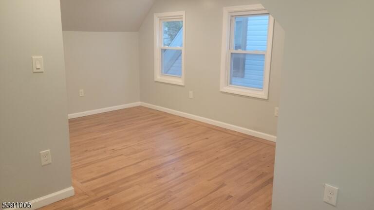 Property listing MLS 4050082 photo 12