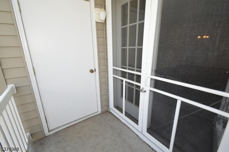 Property listing MLS 4050102 photo 9