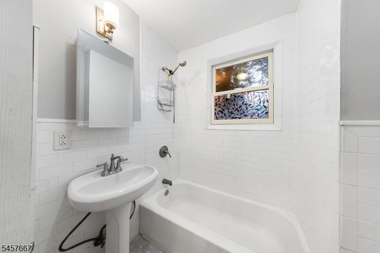 Property listing MLS 4050141 photo 12