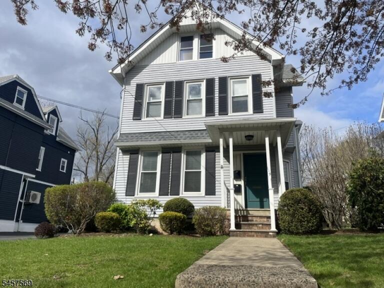 Property listing MLS 4050142 photo 1