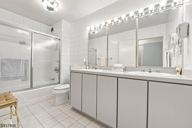 Property listing MLS 4050145 photo 20