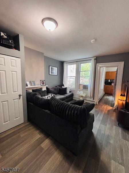 Property listing MLS 4050167 photo 3