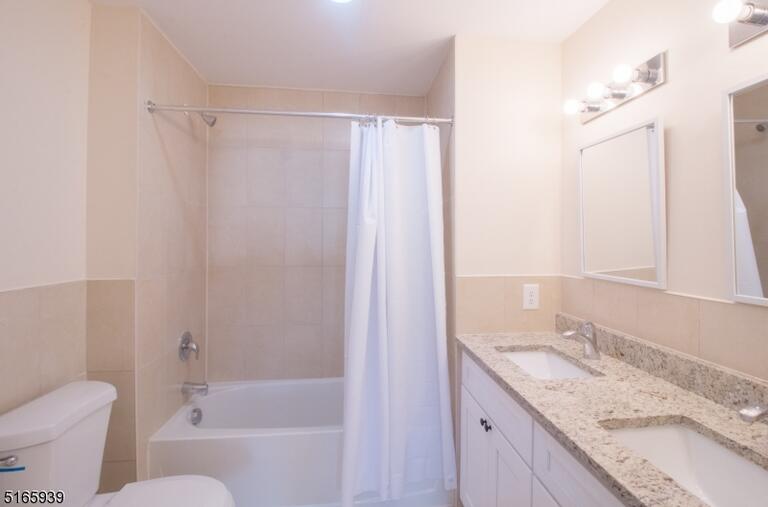 Property listing MLS 4050181 photo 15