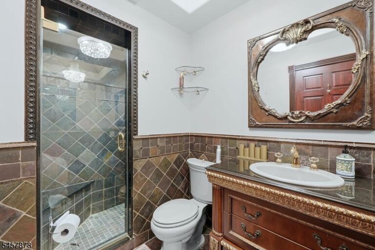 Property listing MLS 4050182 photo 27
