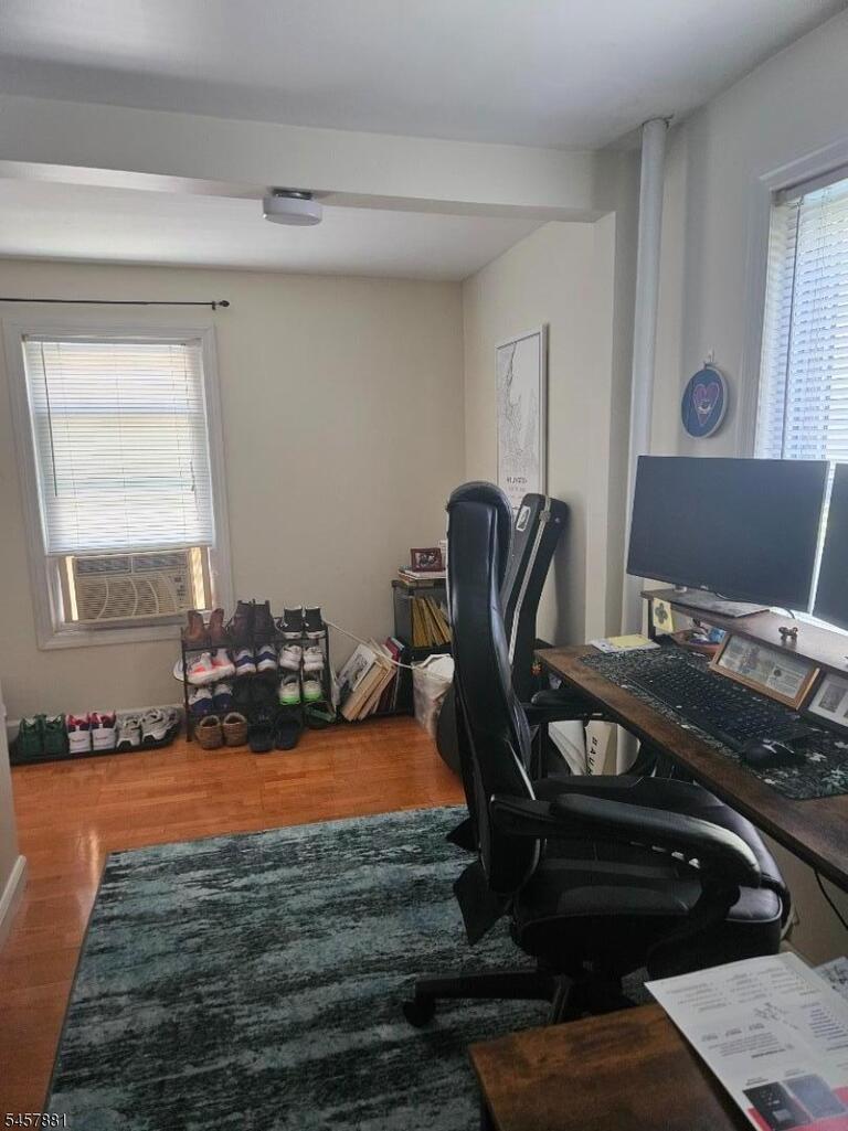 Property listing MLS 4050184 photo 9