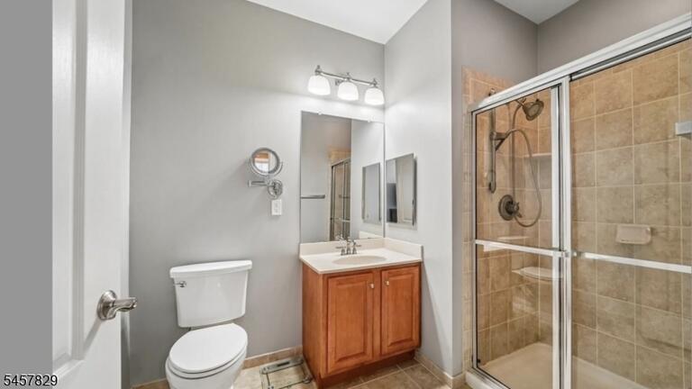 Property listing MLS 4050186 photo 11